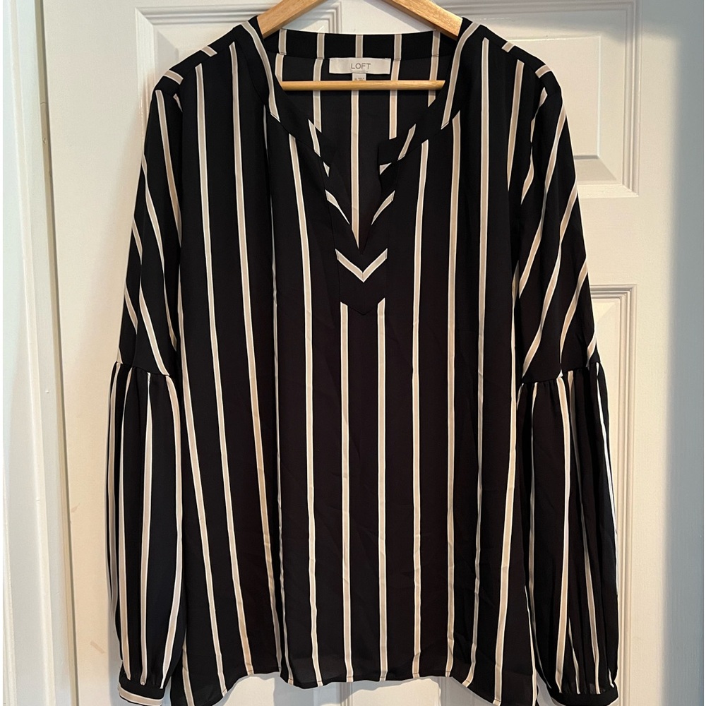 LOFT long sleeve blouse